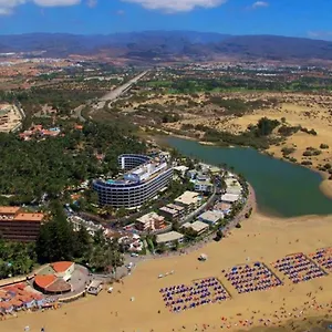 Apartahotel Oasis Sol